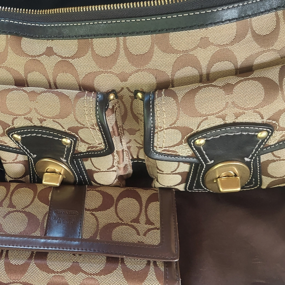 Coach purse